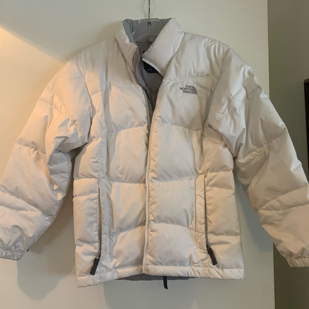 Girls North Face Size Large 550 Puffer Jacket